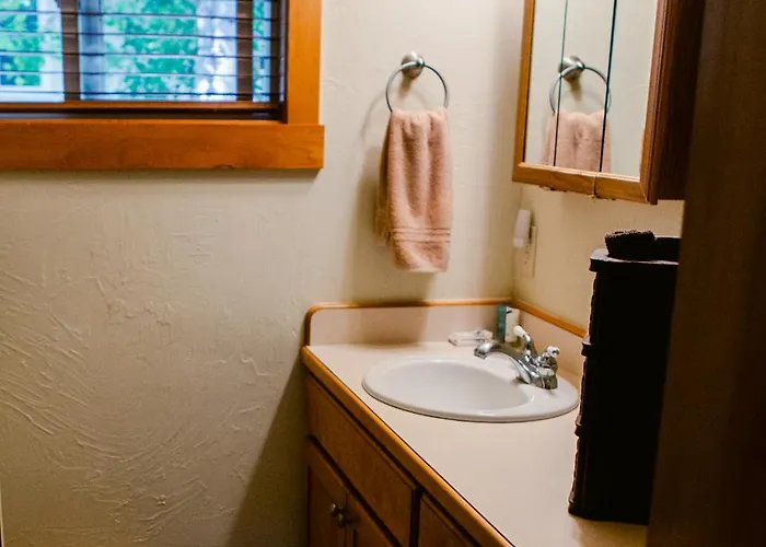 A Wilderness Retreat - Your Gateway To Yellowstone Holiday home *